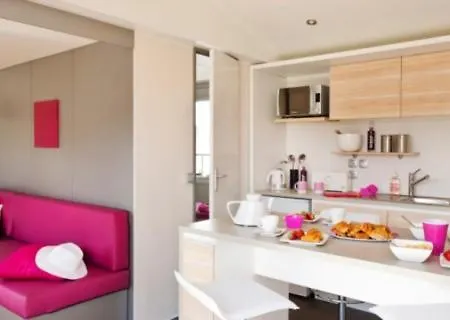 Campsite Les Chevrefeuilles - Maeva 4*