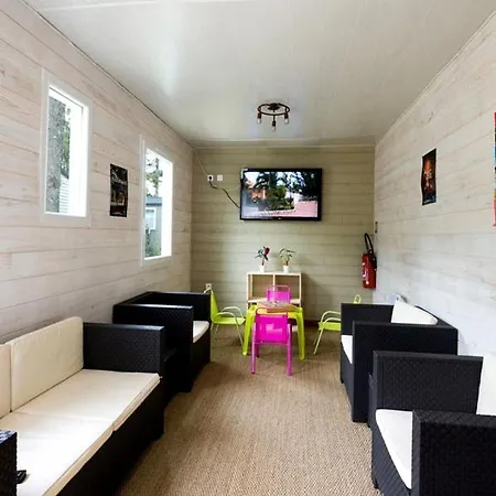 Campsite Les Chevrefeuilles - Maeva